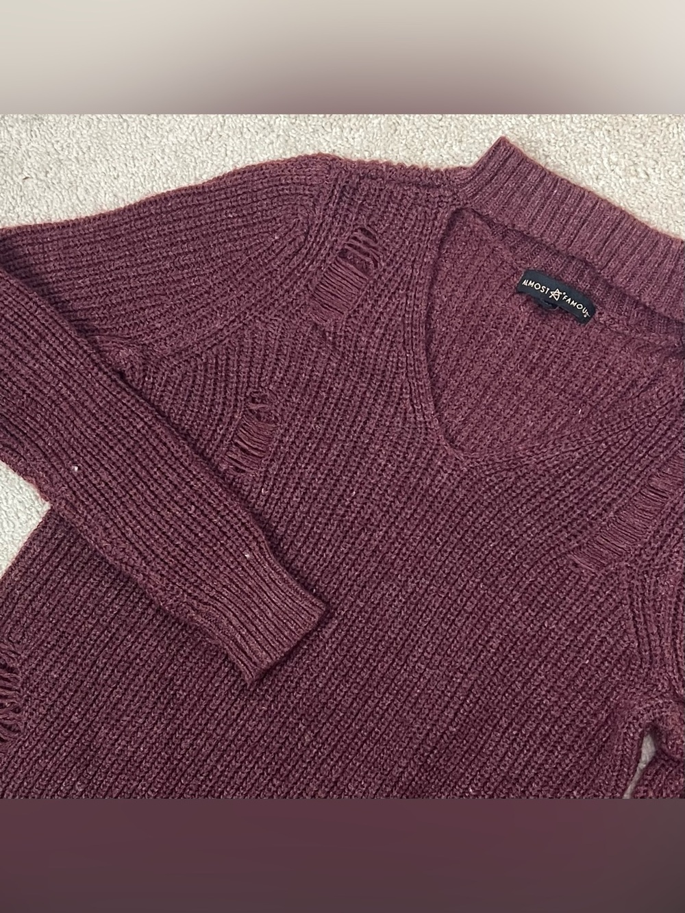 Almost Famous Women's Burgundy Wine V-Neck Distressed Sweater Medium